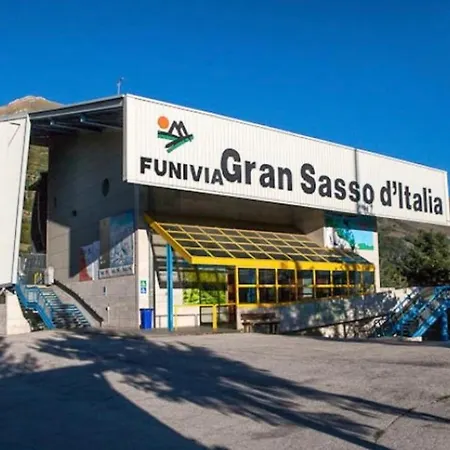 Gran Sasso White House Дом отдыха Colledara