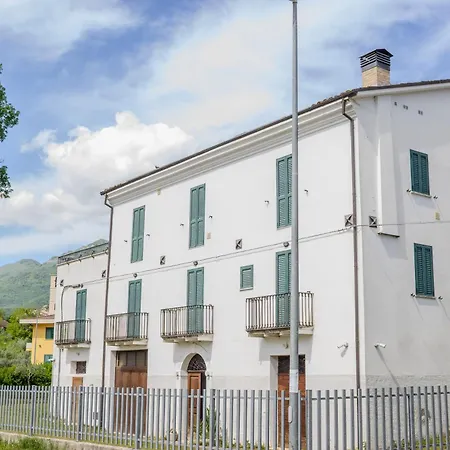 Gran Sasso White House Дом отдыха