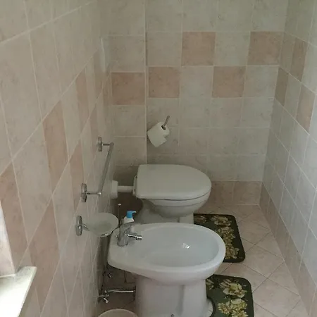 Gran Sasso White House بيت للعطل Colledara